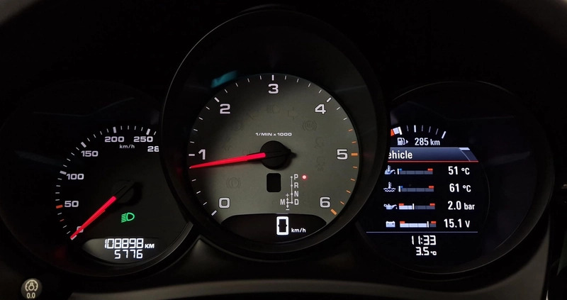 Porsche Macan cena 182900 przebieg: 109000, rok produkcji 2016 z Słomniki małe 352